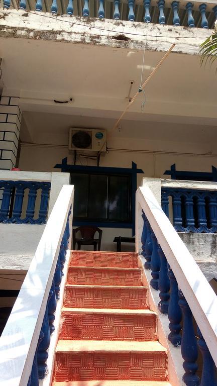 Hotel Shiva Ashvem Ashvem Beach Exterior photo