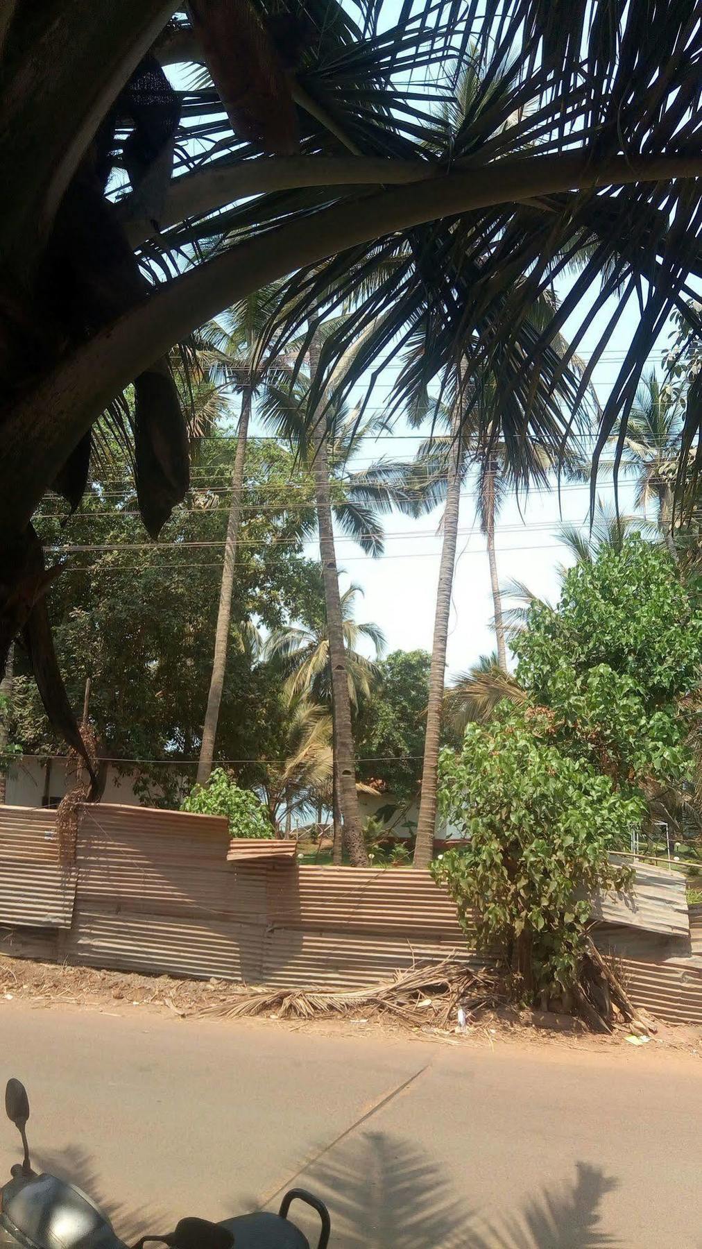 Hotel Shiva Ashvem Ashvem Beach Exterior photo